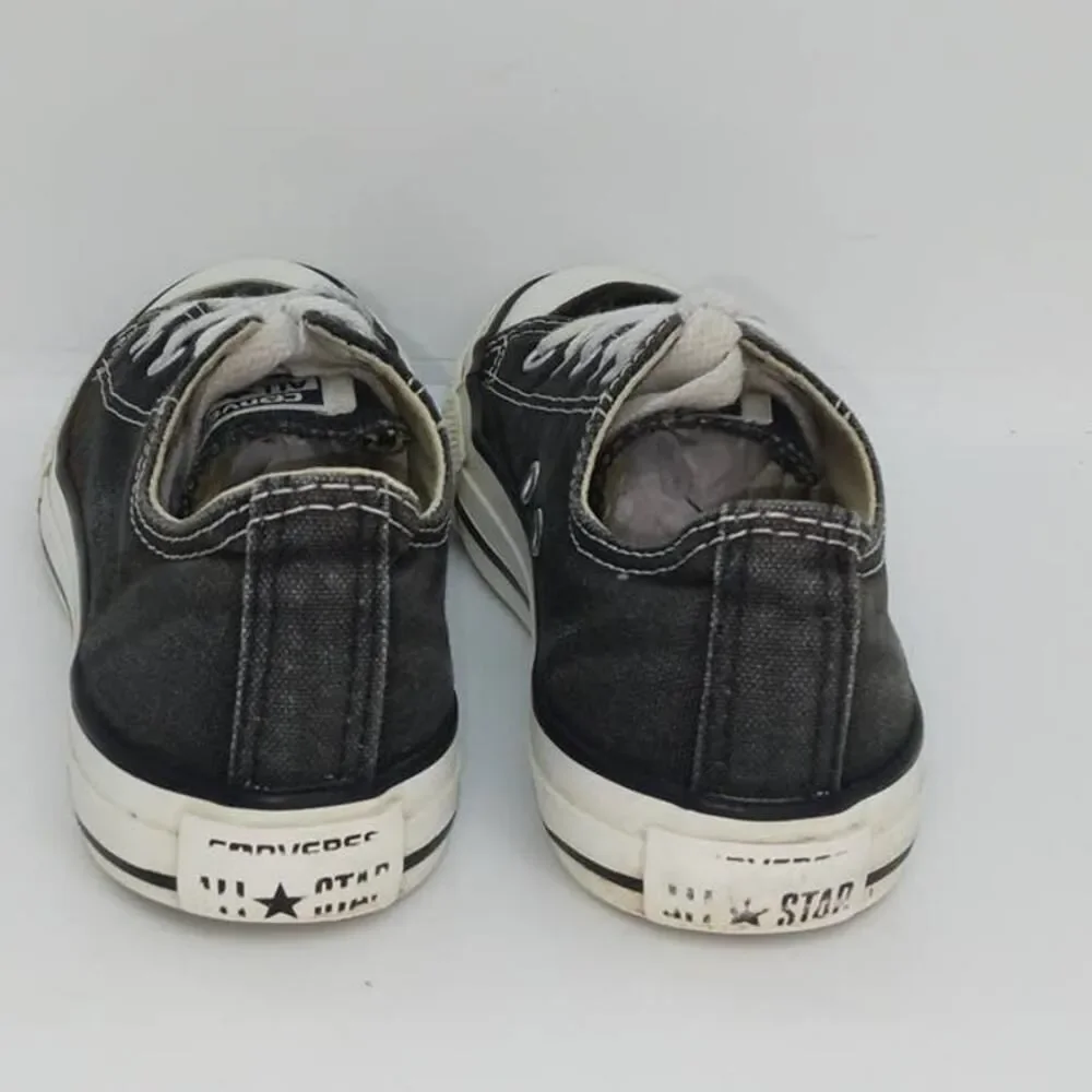 Converse Chuck Taylor AS Girl's Pre-owned Black Low Top Sneakers - sz. 1